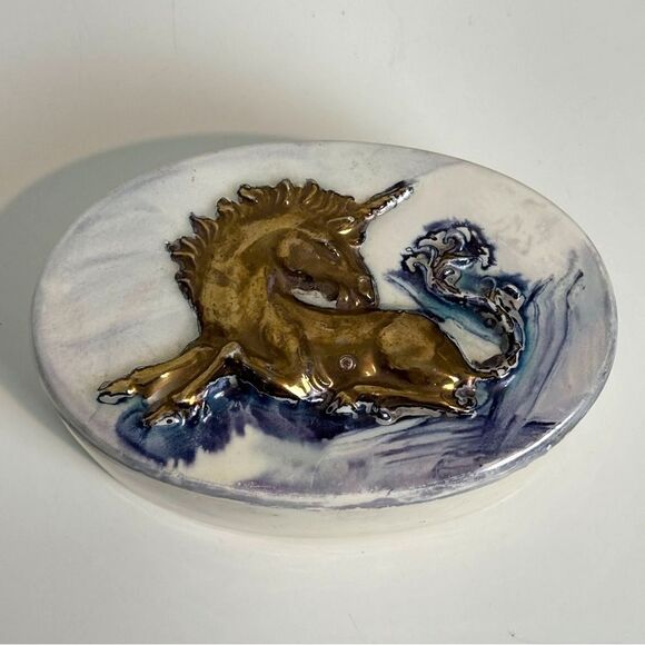 VTG Hand-painted Iridescent Ceramic Unicorn Trinket Box 80s - Picture 2 of 12